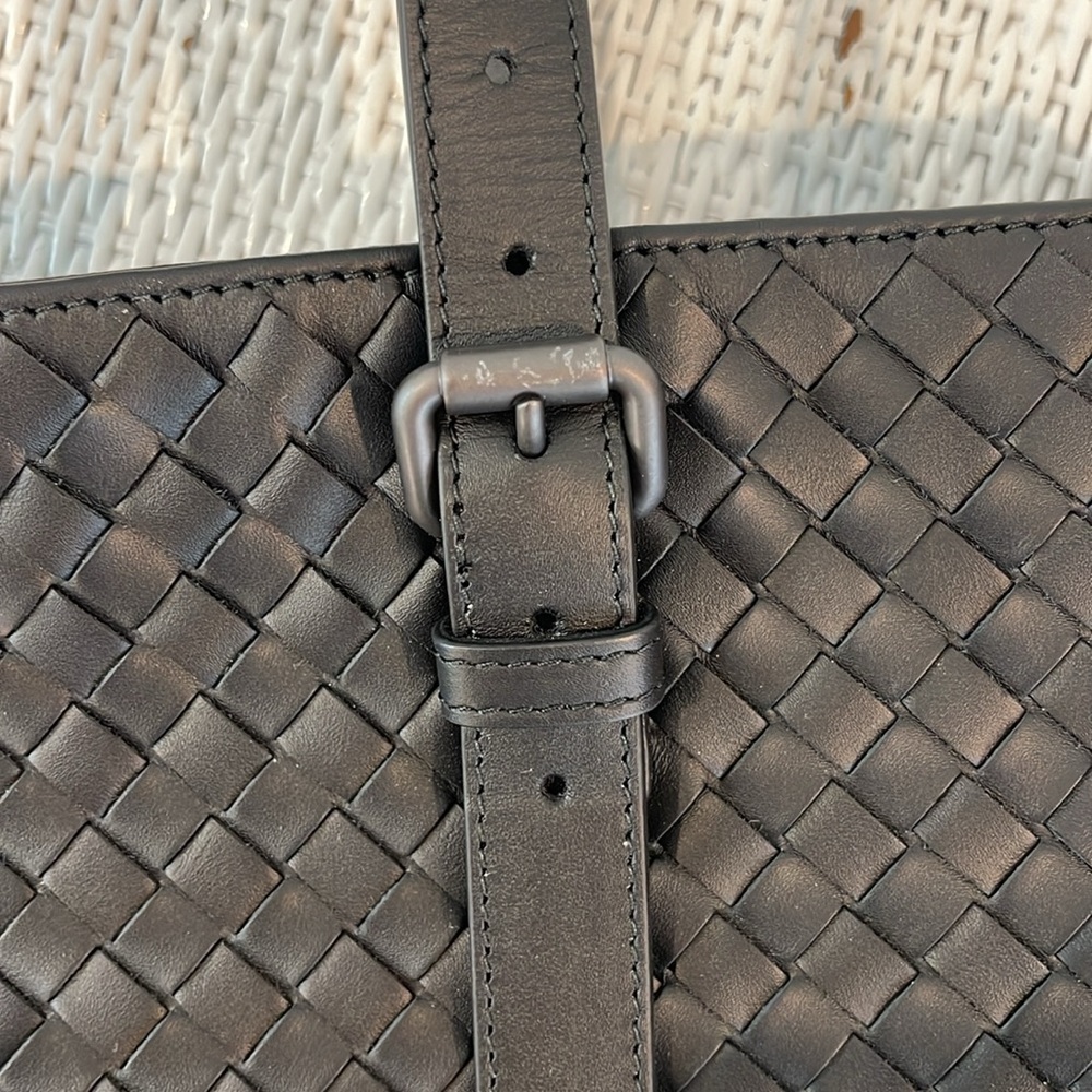 SOLD VC: BOTTEGA VENETA black leather Intrecciato men’s briefcase - Picture 12 of 12